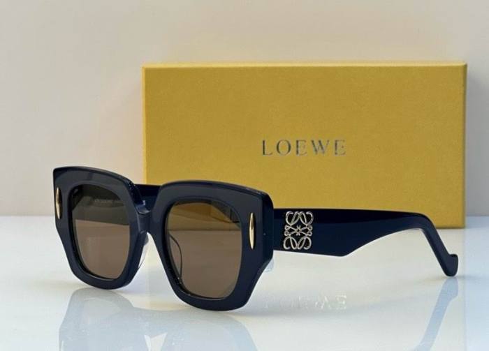 L*OEWE Glasses Top
