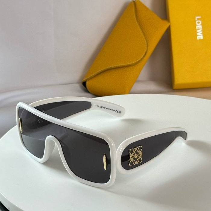 L*OEWE Glasses Top