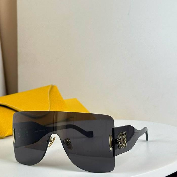 L*OEWE Glasses Top