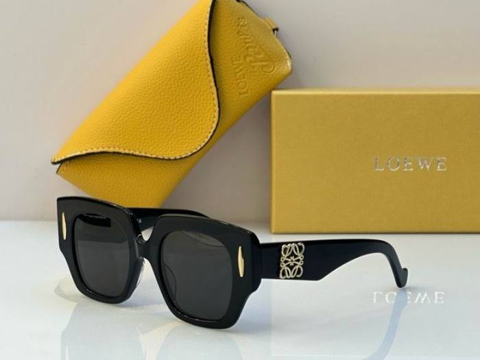 L*OEWE Glasses Top