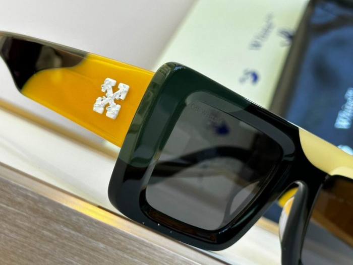 Top Quality O*ff W*hite Glasses