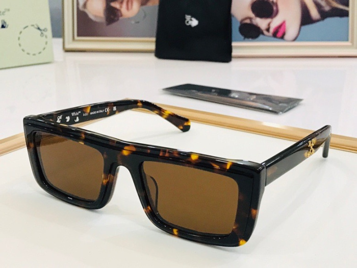 Top Quality O*ff W*hite Glasses
