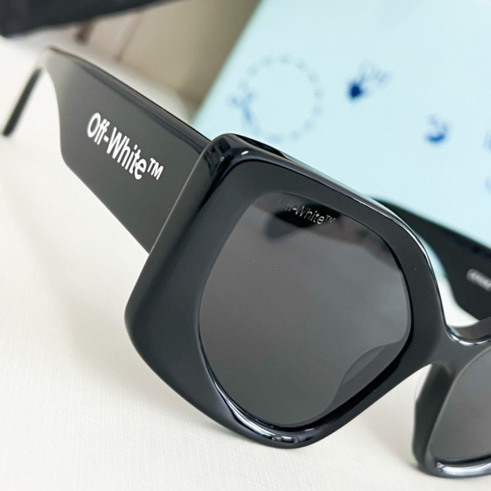 Top Quality O*ff W*hite Glasses