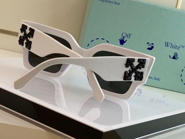 Top Quality O*ff W*hite Glasses