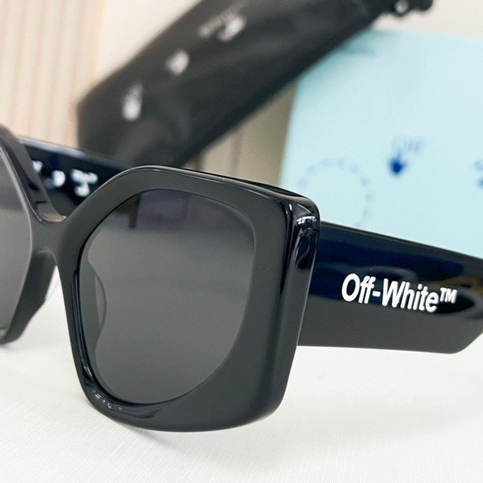 Top Quality O*ff W*hite Glasses