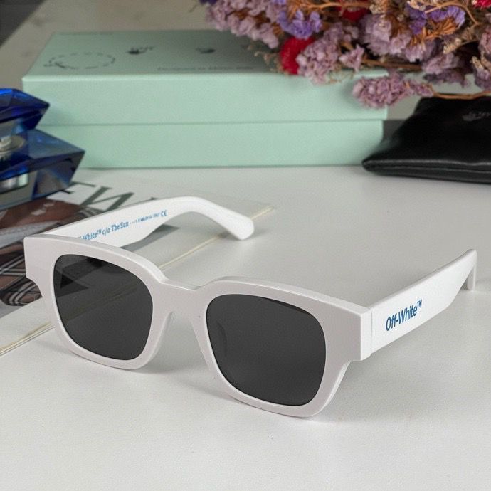 Top Quality O*ff W*hite Glasses