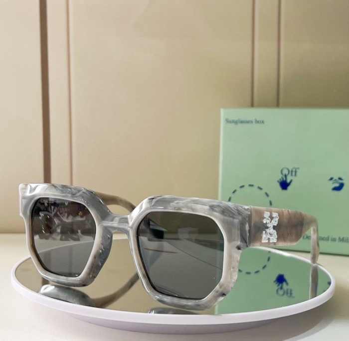 Top Quality O*ff W*hite Glasses
