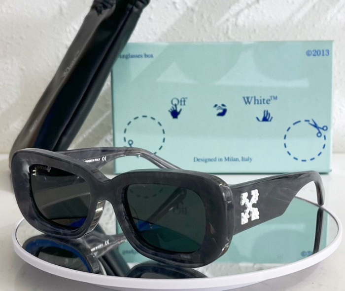 Top Quality O*ff W*hite Glasses