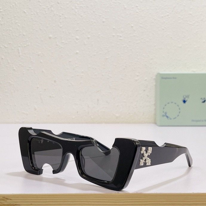 Top Quality O*ff W*hite Glasses