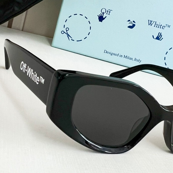 Top Quality O*ff W*hite Glasses