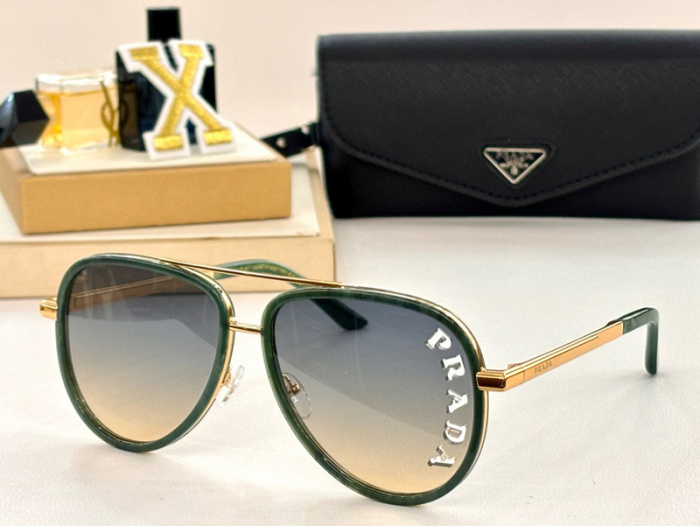 Top Quality  P*rada Glasses