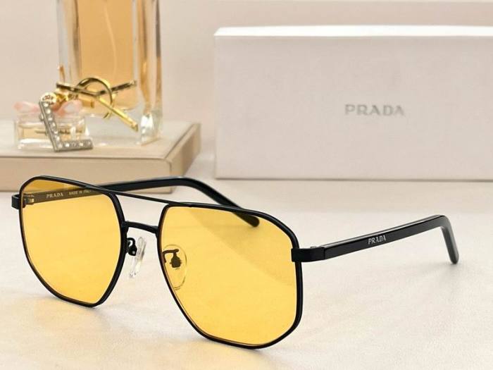 Top Quality  P*rada Glasses