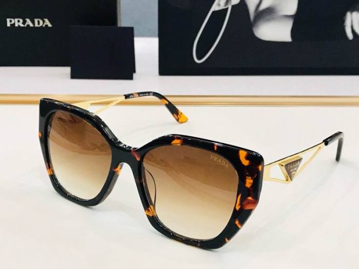 Top Quality  P*rada Glasses