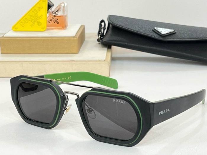 Top Quality  P*rada Glasses