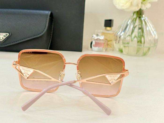 Top Quality  P*rada Glasses