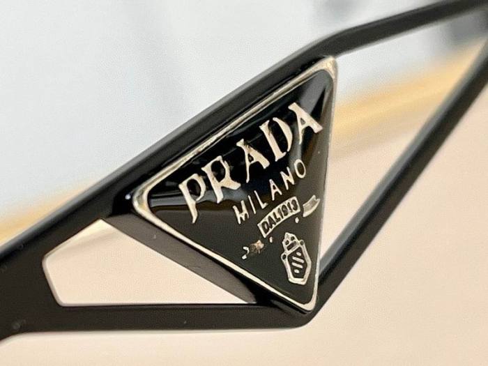 Top Quality  P*rada Glasses
