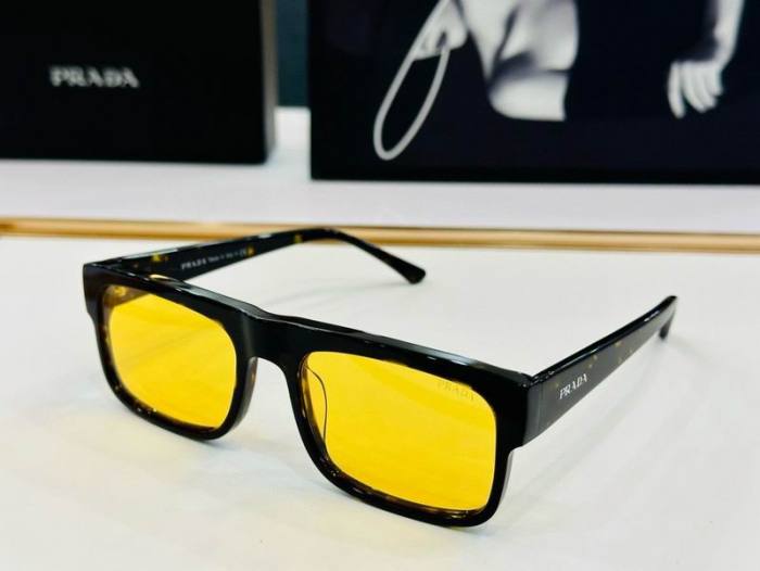 Top Quality  P*rada Glasses