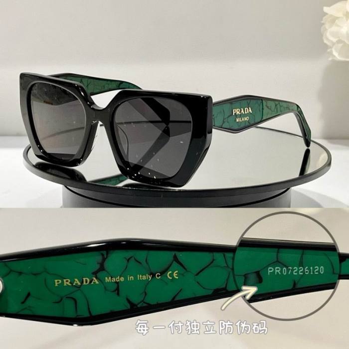 Top Quality  P*rada Glasses