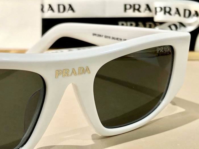 Top Quality  P*rada Glasses