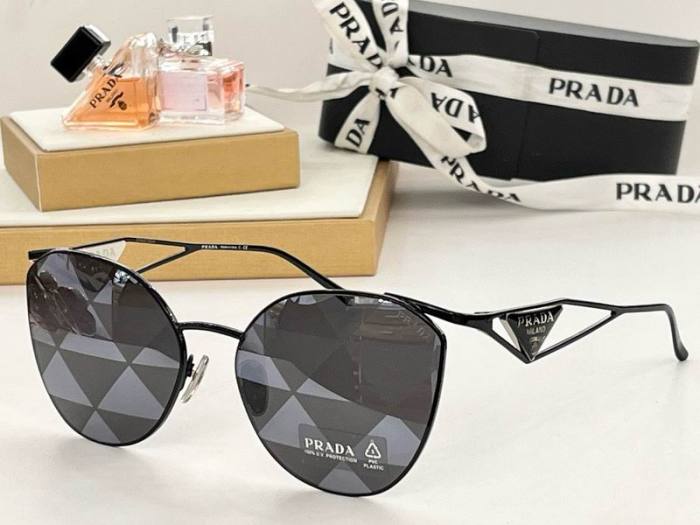 Top Quality  P*rada Glasses