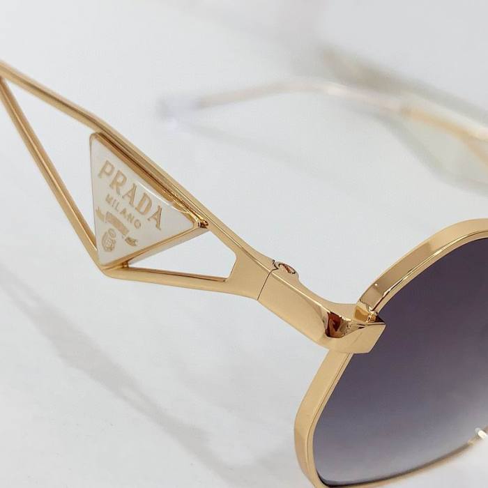 Top Quality  P*rada Glasses