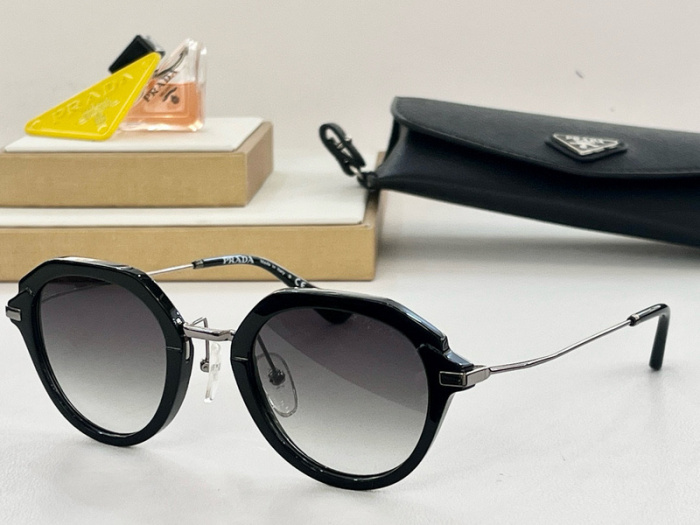 Top Quality  P*rada Glasses