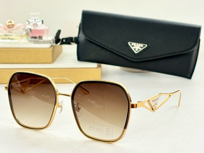 Top Quality  P*rada Glasses