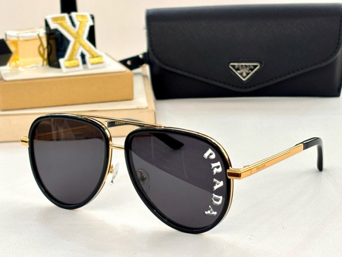 Top Quality  P*rada Glasses