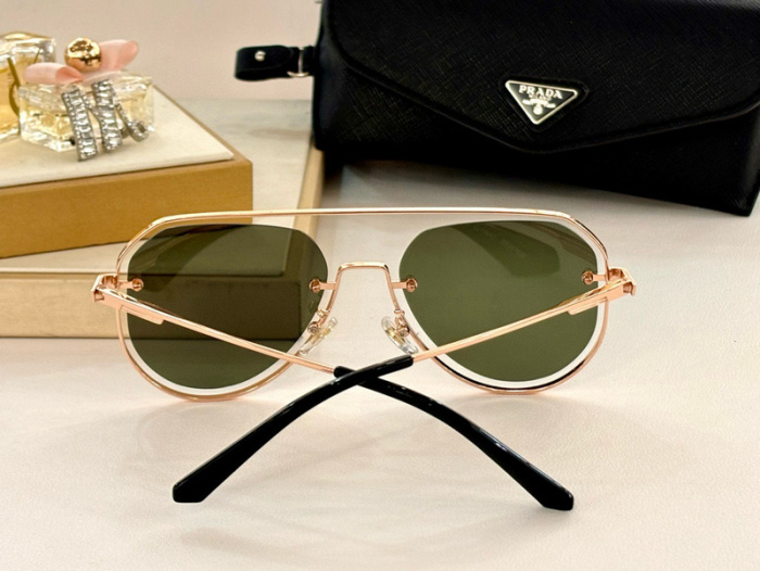Top Quality  P*rada Glasses