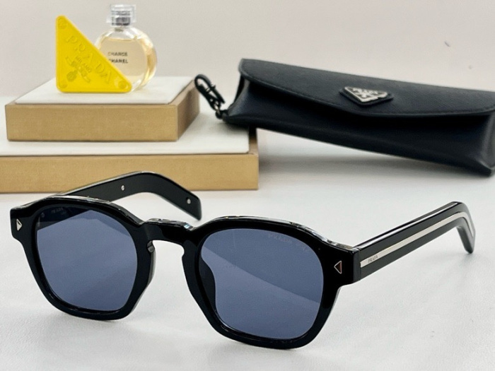 Top Quality  P*rada Glasses