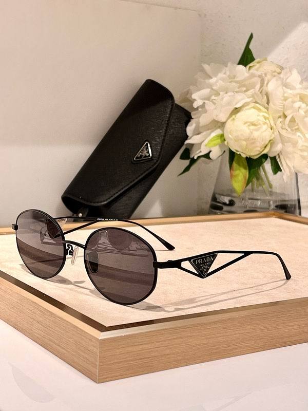 Top Quality  P*rada Glasses