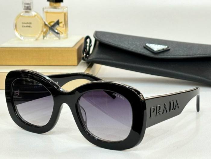 Top Quality  P*rada Glasses