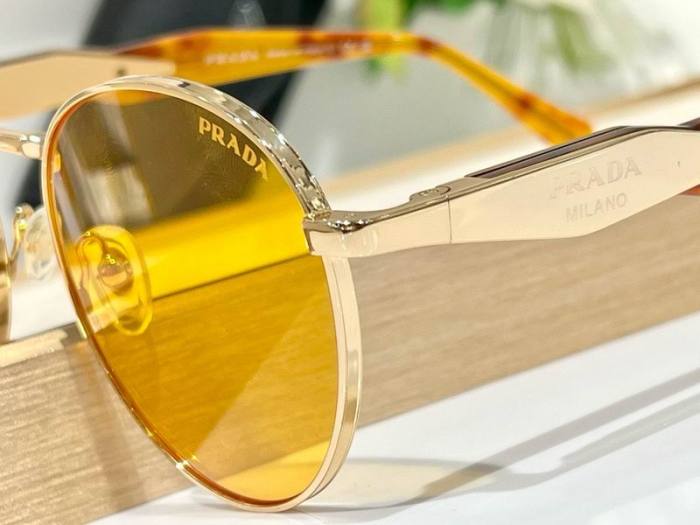 Top Quality  P*rada Glasses