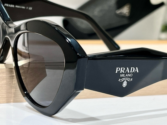 Top Quality  P*rada Glasses