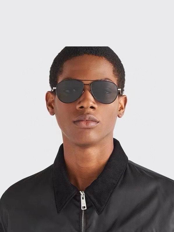 Top Quality  P*rada Glasses