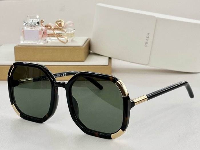 Top Quality  P*rada Glasses