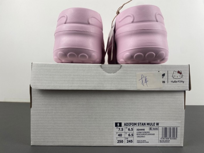 a*didas  Hello Kitty IG4446