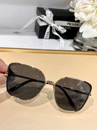 Top Quality  P*rada Glasses