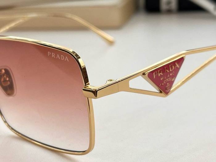 Top Quality  P*rada Glasses
