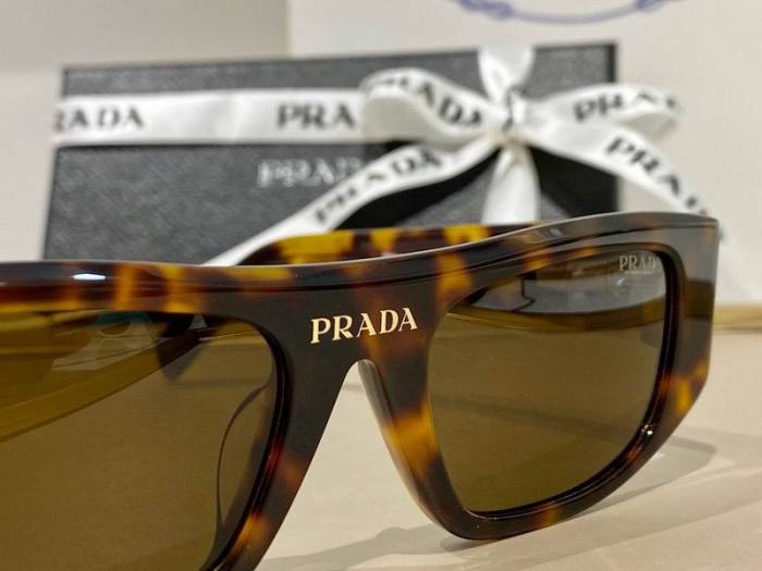 Top Quality  P*rada Glasses