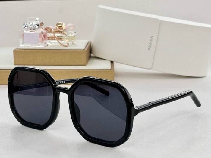 Top Quality  P*rada Glasses
