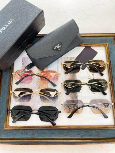 Top Quality  P*rada Glasses