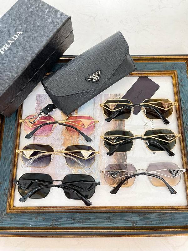 Top Quality  P*rada Glasses