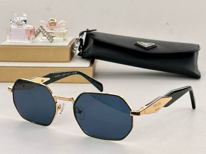 Top Quality  P*rada Glasses