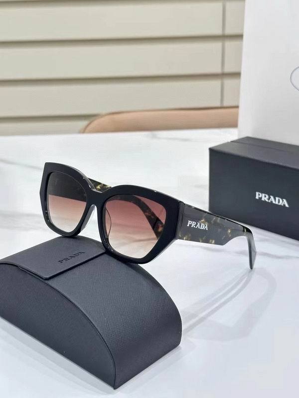Top Quality  P*rada Glasses