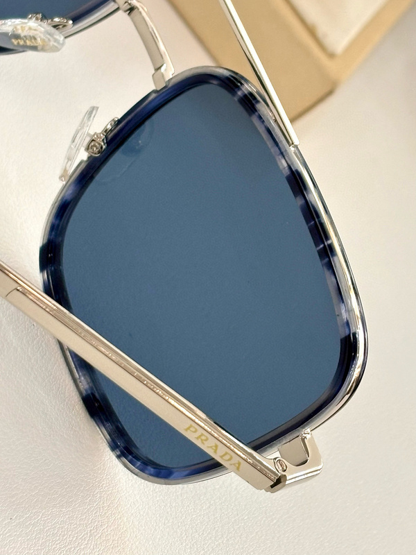 Top Quality  P*rada Glasses