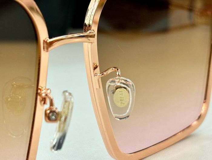 Top Quality  P*rada Glasses