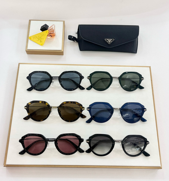 Top Quality  P*rada Glasses