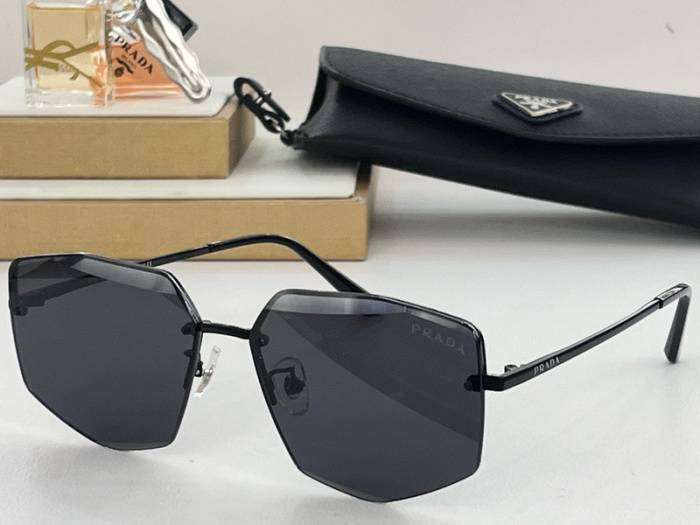 Top Quality  P*rada Glasses