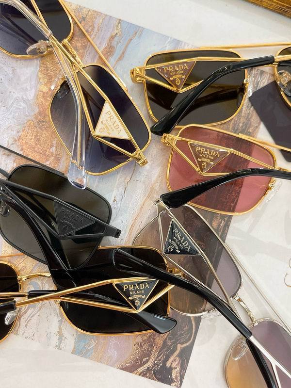 Top Quality  P*rada Glasses